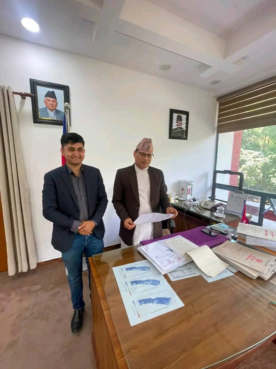 मन्त्रालयमा भेटघाट